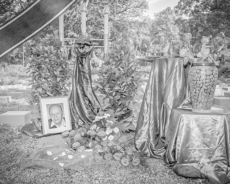 Reproduktionsaufnahme eines Mannes, Scan vom Bild, Urnen-mit-Bildbeigabe-bei-Urnenbestattung